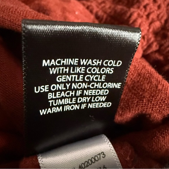 Torrid Womens Slub V-Neck Smocked Bodice Eyelet Sleeve Babydoll top Size 2 - Picture 8 of 9